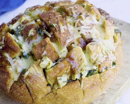 Spinach, Artichoke and Caramelised Onion Pull Apart Cob