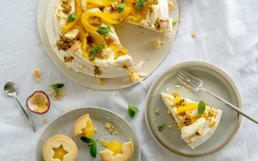 Zesty Christmas Pavlova