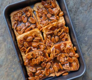 Need a brekkie boost? Our caramelised French toast with pecans is your new weekend fave! Our Hi Fibre Lo-GI White Block loaf, cut thick, soaks up all the gooey goodness. The French toast mix, with cinnamon and vanilla, is indulgent. The star? A caramel sauce with caramelised pecans, brown sugar, and cream. A must-try!