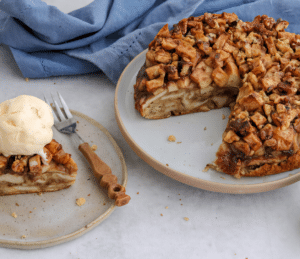 Keen for the best apple pie recipe? We’ve got you covered! Snuggle up with our homely dessert, blending classic apple pie with the comfort of bread & butter pudding. Made with our Hi-Fibre Lo-GI White Loaf, granny smith apples, and walnuts, it’s a fibre-rich treat. Serve warm with a big scoop of vanilla ice-cream.