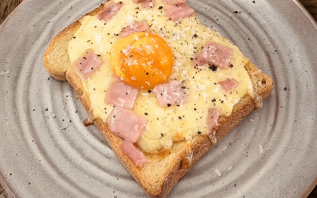 Air Fryer Bacon & Egg Boats